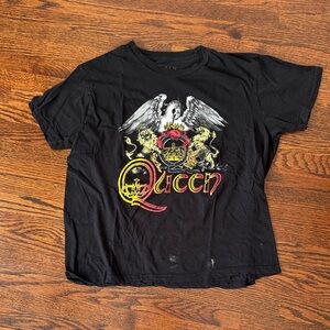 Bravado Black Queen Official Merch Tee (size L but fits like a S)